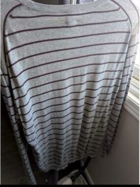 Saks Fifth Avenue Light Gray Striped Long Sleeve Tee